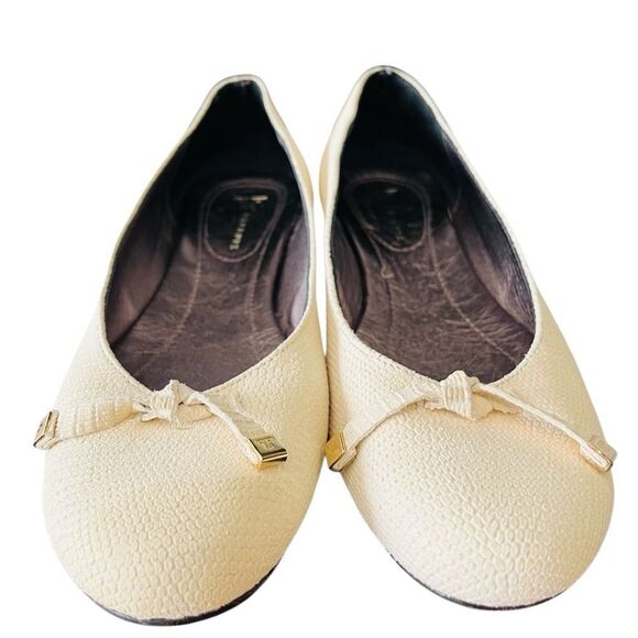 FARRUTX All leather cream ballerina flats, tie front, EU 38, size 7.5. - Picture 4 of 9
